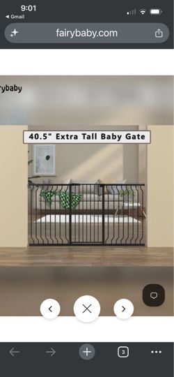 Dog / Baby Gate - Brand new in box - Never opened or used
