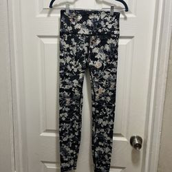 Lulu Lemon Leggings SIZE 6/small