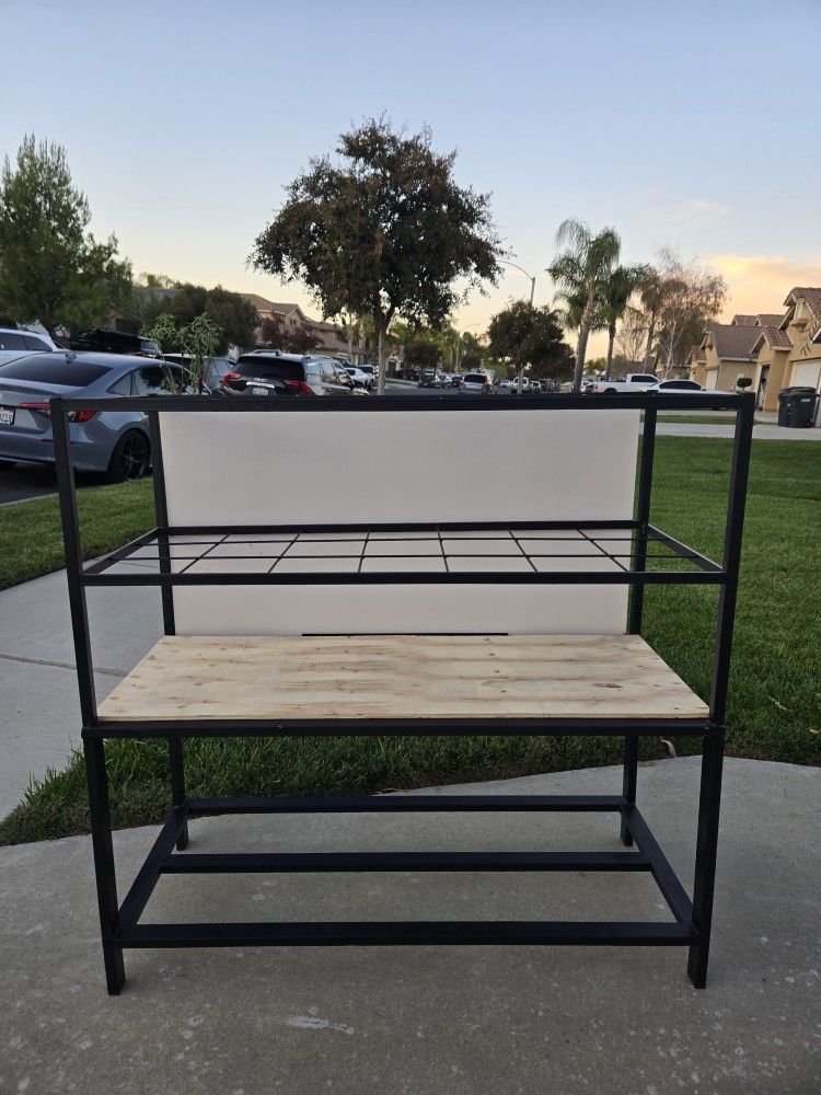 Strong 4 Shelves Metal Rack