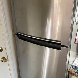 Whirlpool Refrigerator