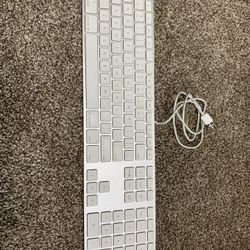 Apple Wired Keyboard