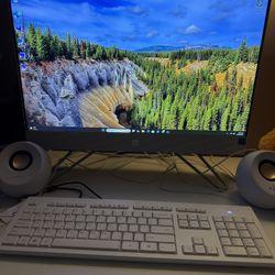 HP 24” All-in-One Desktop – Like New – Fast & Clean