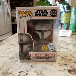 Funko Pop The Mandalorian GITD