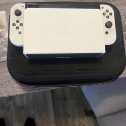 Nintendo Switch OLED MODEL WITH 6 games