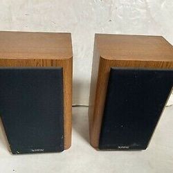 VINTAGE INFINITY 2-WAY BOOKSHELF STEREO SPEAKERS RS2000 WOOD GRAIN PAIR (2)

