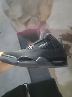 Air Jordan 4 Black Cat Sneakers