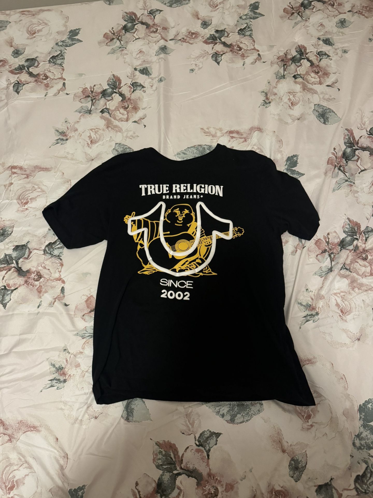 Vlone, Bape, True Religion And More Size Small