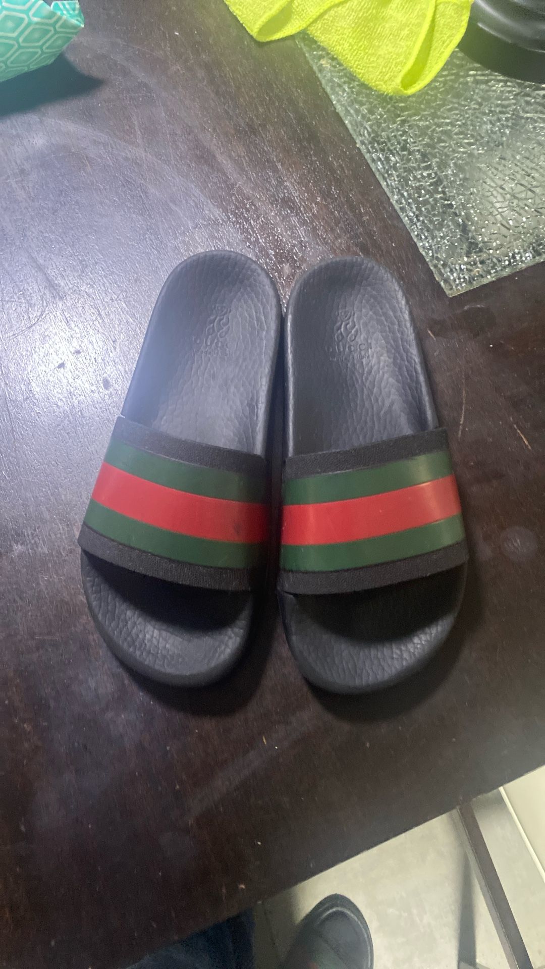 boys gucci slides