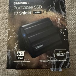 Samsung Portable SSD T7 Shield 4TB