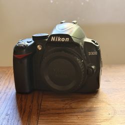 Nikon D3000
