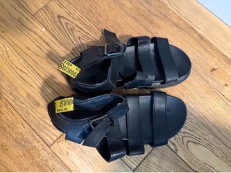 Women sandal size 40