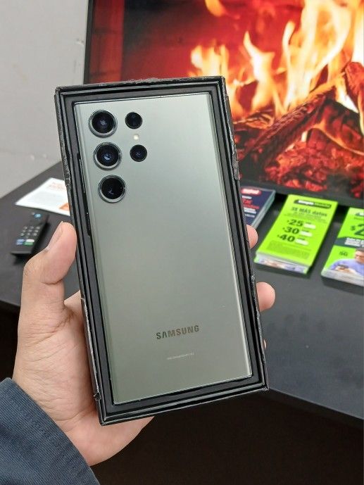 Samsung Galaxy S23 Ultra Unlocked 