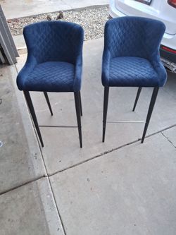 Luxurious barstools