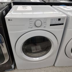 $575 LG 7.4 Cu Ft Ultra Large Capacity Front Load Gas Dryer