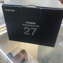 Fuji 27mm 2.8 WR