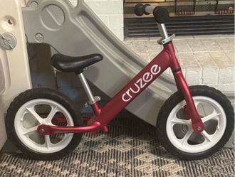 Cruzee Kids Balance Bike Red