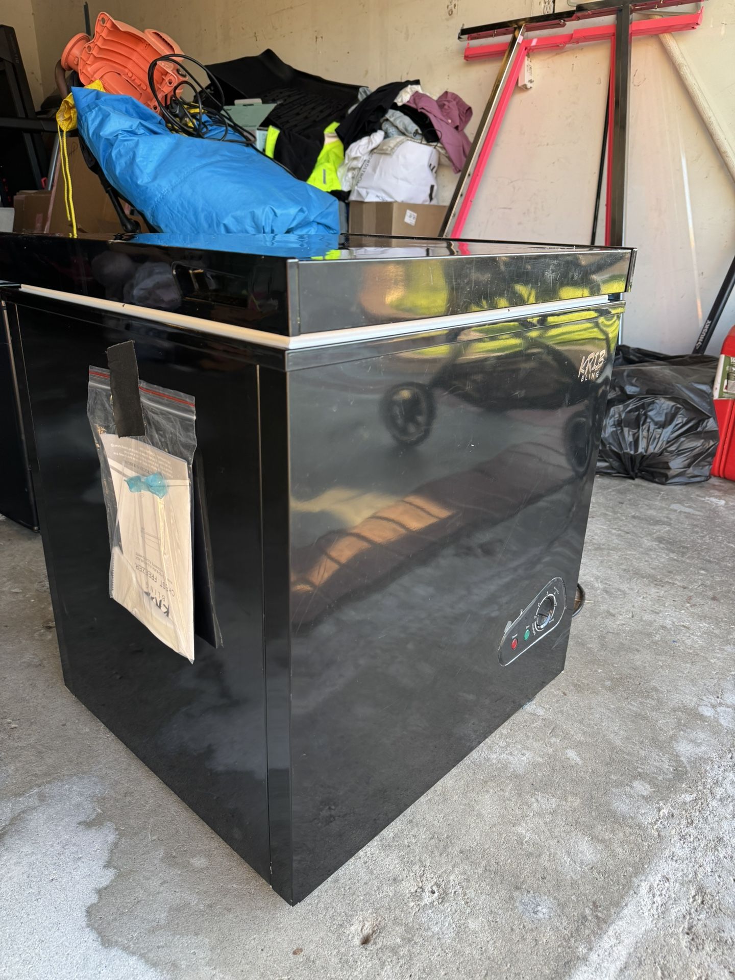 Freezer chest