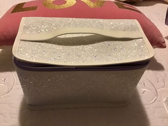 Makeup box new