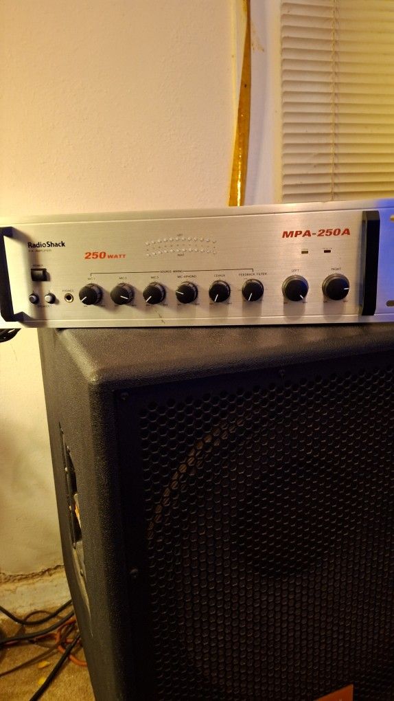 Radio Shack 250 Watt Power Amp