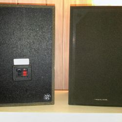 Radio Shack MC-800 Speakers
