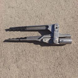 CTS poly tubing squeeze off crimper