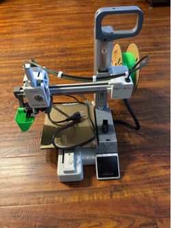 Bambu Lab A1 Mini 3D Printer - Excellent Condition - Custom accessories