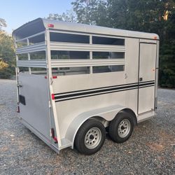 2 Horse Trailer