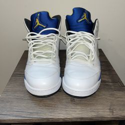 Jordan 5 Retro “Laney” (2013) 