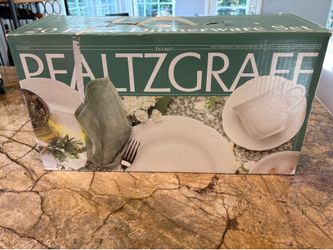 PFALTZGRAFF VINTAGE 20 PIECE DINNERWARE SET