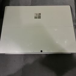 Microsoft Surface Pro 8