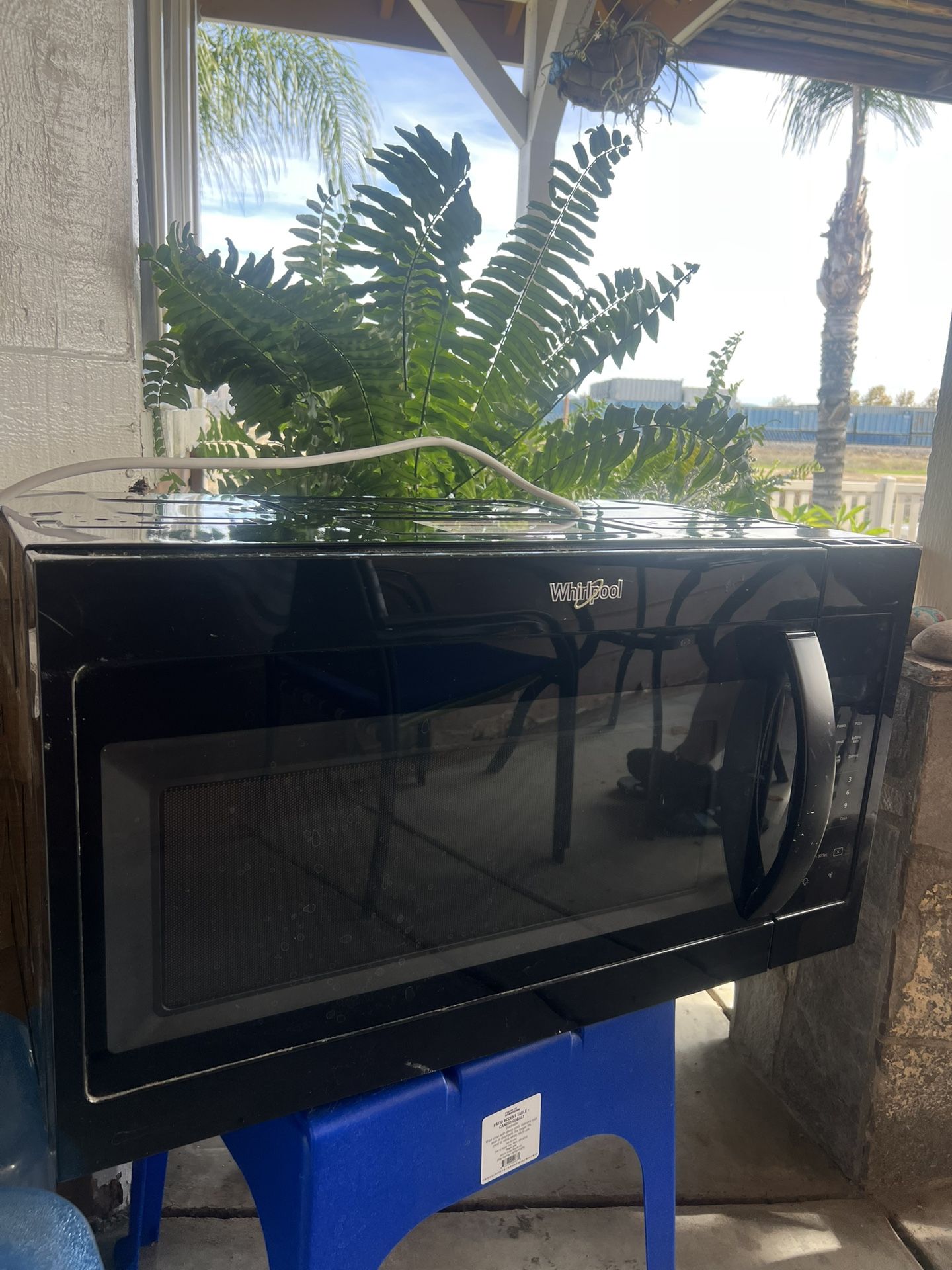 Whirlpool Over The Range Microwave 