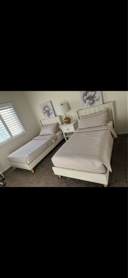 Twin Bed