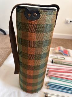 Vintage Plaid Fabric Knitting Needle Roll Case and Boye needles