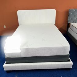 NEW BED FRAME QUEEN SIZE WITH MATTRESS AND BOX SPRING 