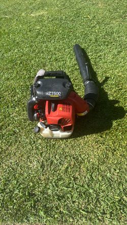 Red max blower EBZ 7500