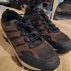 G.H. Bass & Co. Men's Hiking Boot Brown Black Lace Up Size 10.5