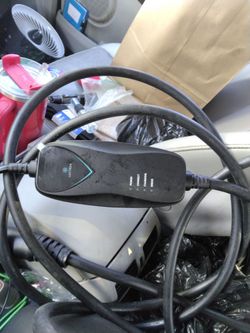 Lectron charger for tesla