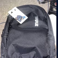 Thule Subterra Backpack (Black, 23L) Brand new