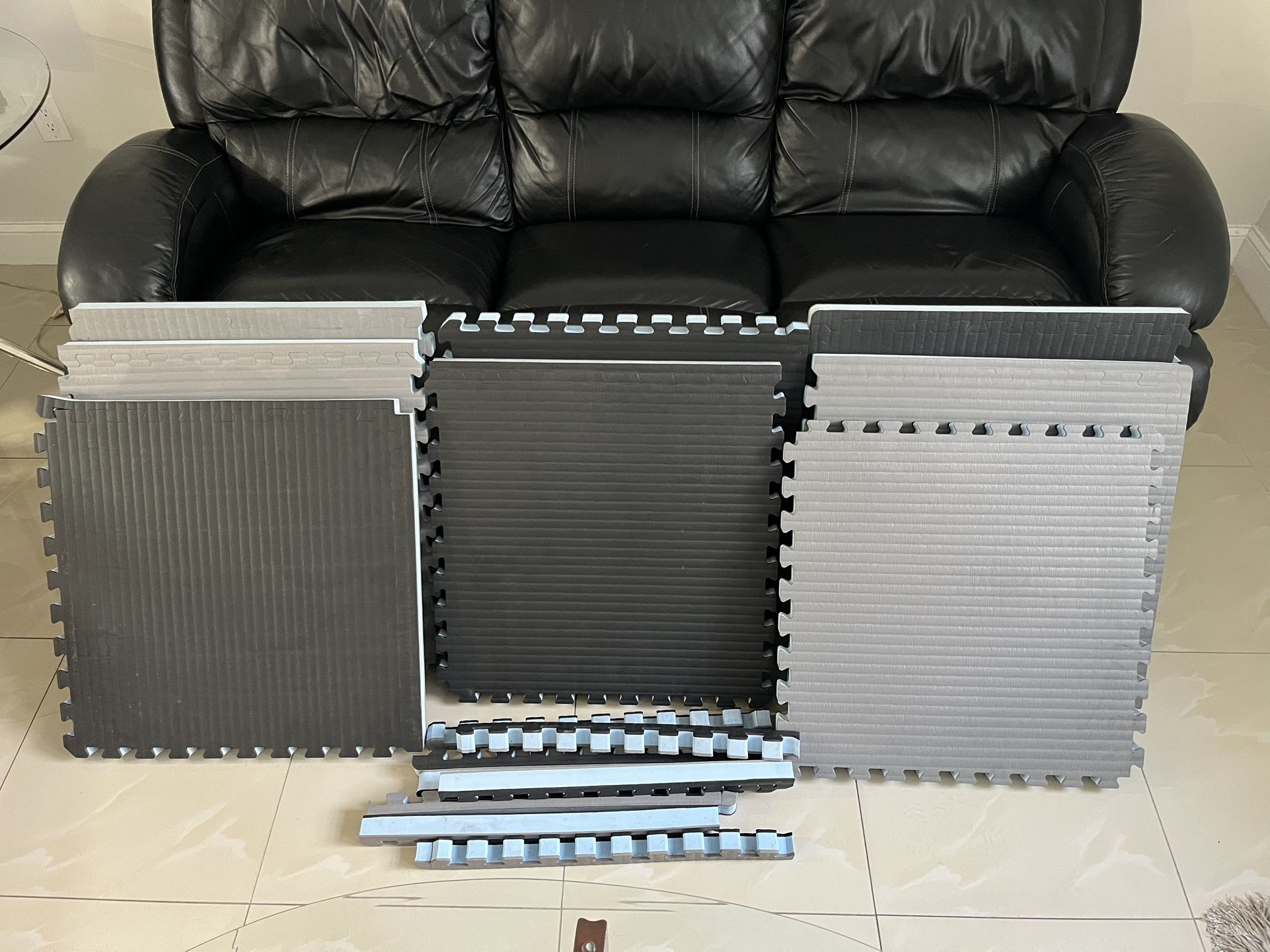 Interlocking Foam Floor Mats – Set of 8 (25” x 25”, 1.5” Thick)