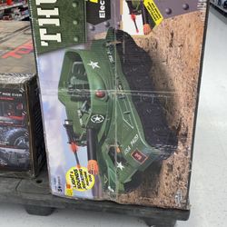 24V Thunder Tank Ride On 
