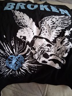 Size small color is black and white