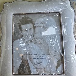 Lenox Opal Innocence Frame 8×10