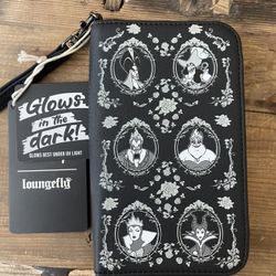 NWT Villains Loungefly Wallet 