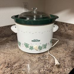 Rival Crock Pot Stoneware Slow Cooker 2.5 Qt Model 3120 Green Pre Owned
