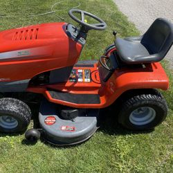 Scott’s / John Deere Riding Lawn Mower Koehler Motor Low Hours