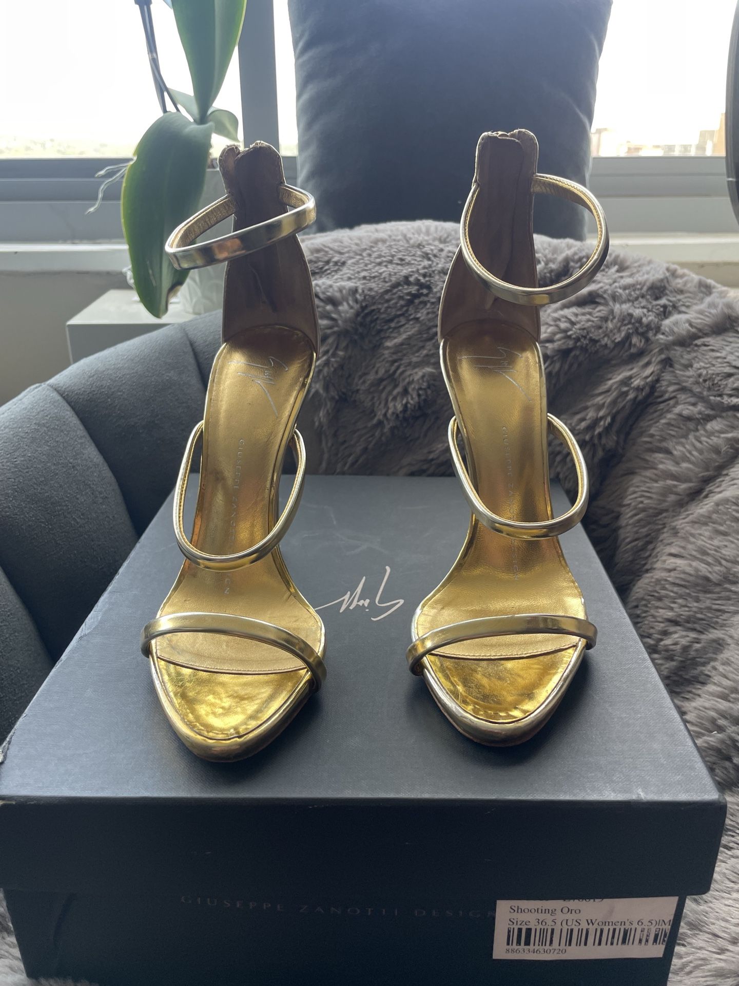 Giuseppe Zanotti Gold Metallic Leather Harmony Sandals