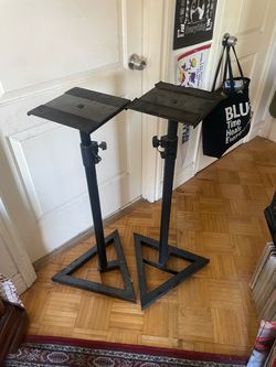 Speaker stands