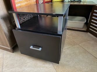 Office end table with drawer