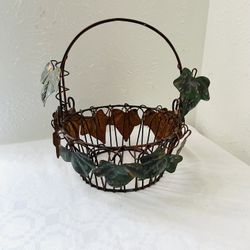 Metal Wire Basket 8”x10”