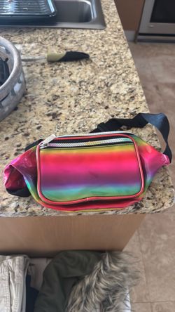 Fanny pack